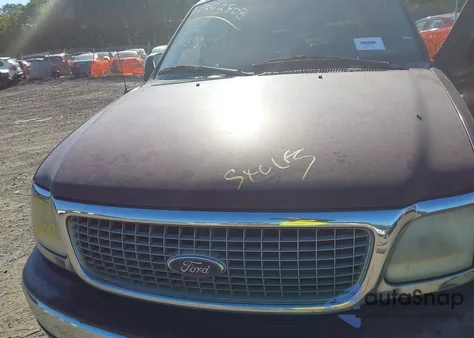 1999 Ford Expedition Eddie Bauer/Xlt from USA, damaged, VIN 1FMRU17L3XLA34424